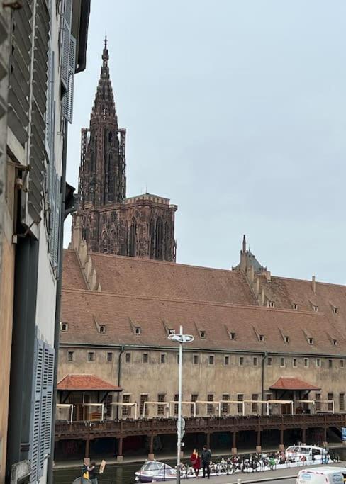 Luxueux Appartement Pres De La Cathedrale Strasbourg Exterior photo